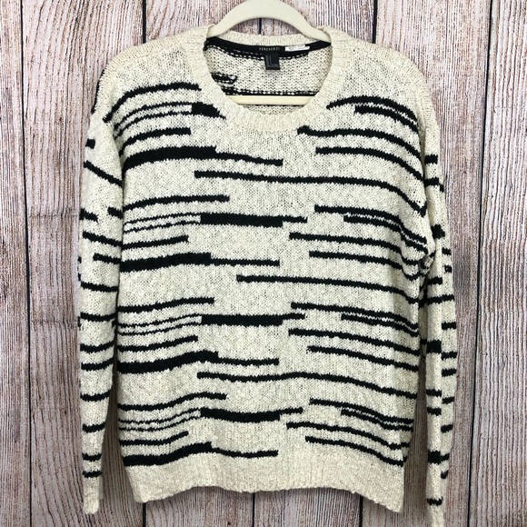 Forever 21 Sweaters - Forever 21 Black and Cream Striped Sweater L